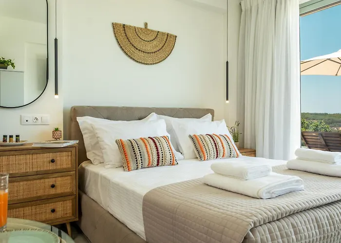 Evora Suites